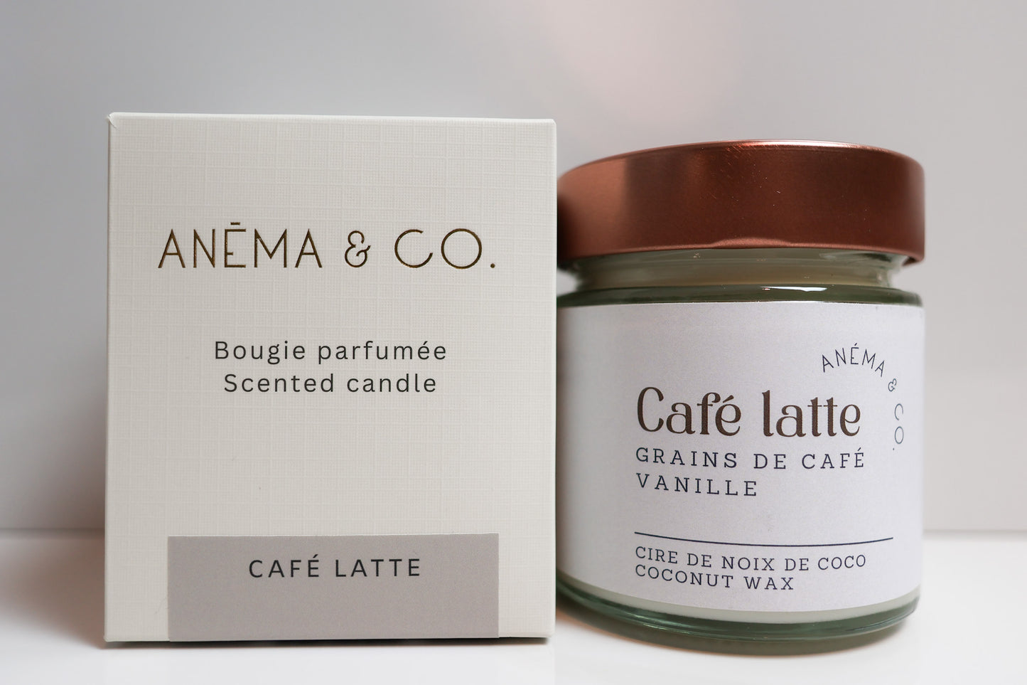 Bougie Café Latte ANÉMA & CO. en cire de noix de coco – parfum grains de café et vanille