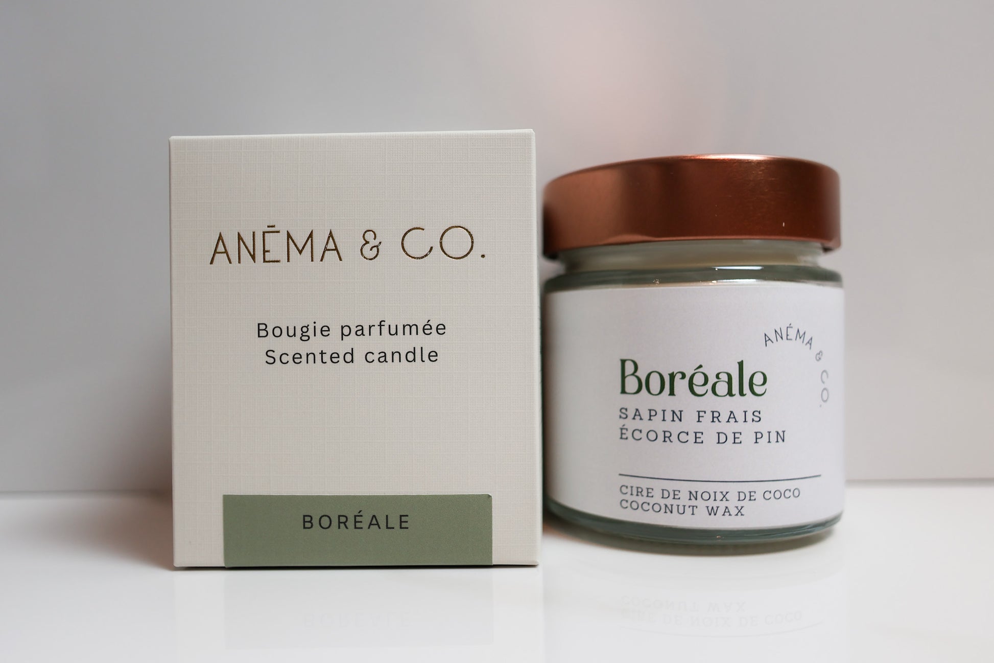 Bougie parfumée Boréale sapin forêt canadienne ANÉMA & CO Québec